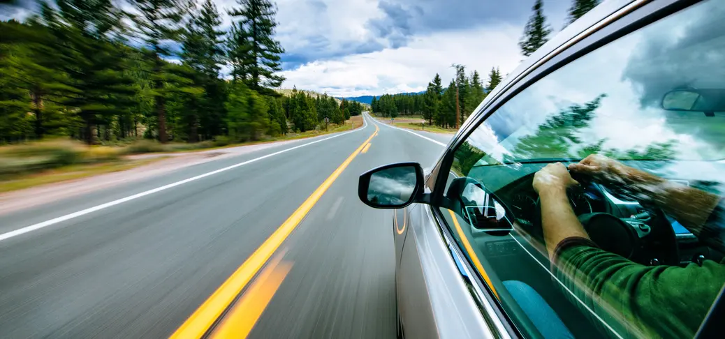 孤独的道路旅行
